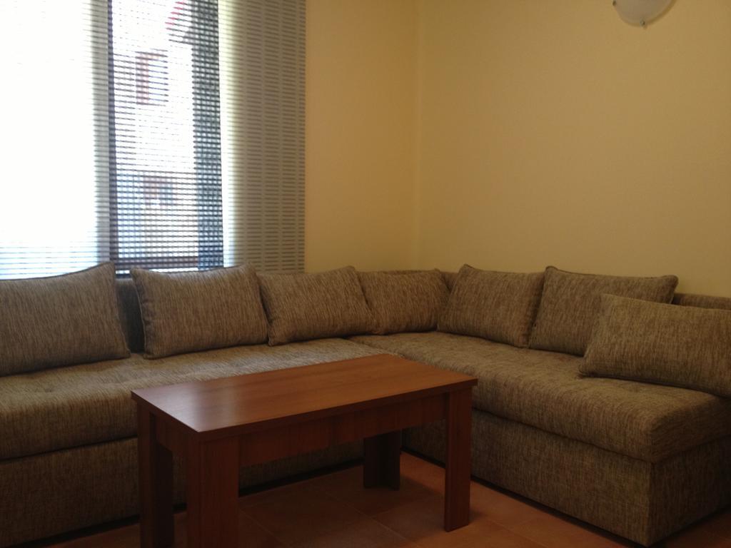 Ski Apartment In Castle Complex Pamporovo Room photo